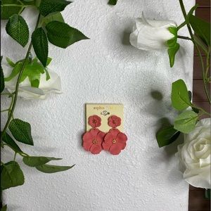flower earrings 🌺
